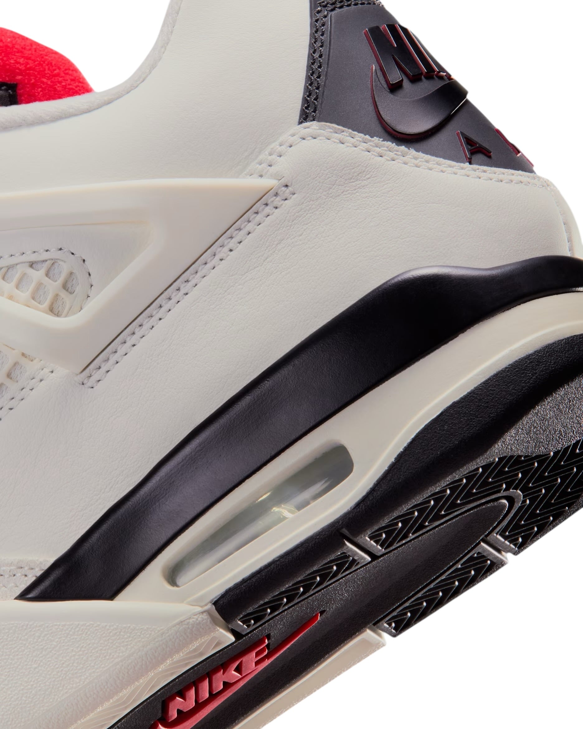 Jordan 4 Retro | Flight Club