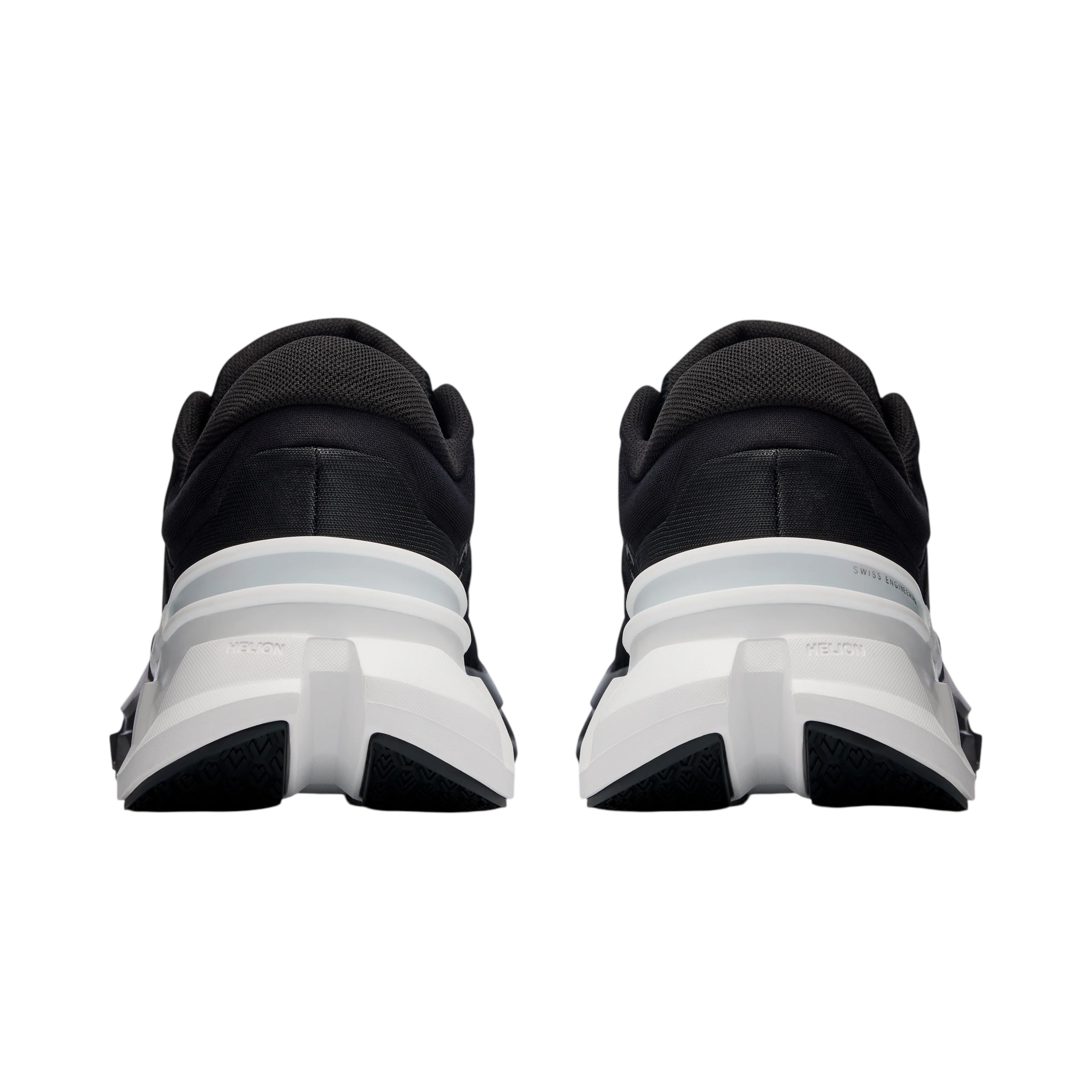 On CloudFlyer 5 | Black & White