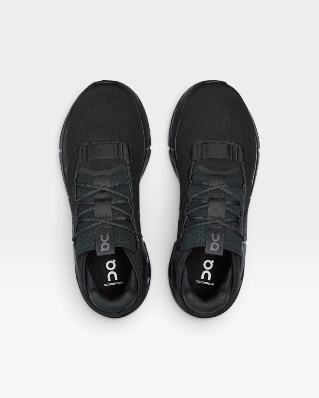 On Cloudnova 2 | All Black