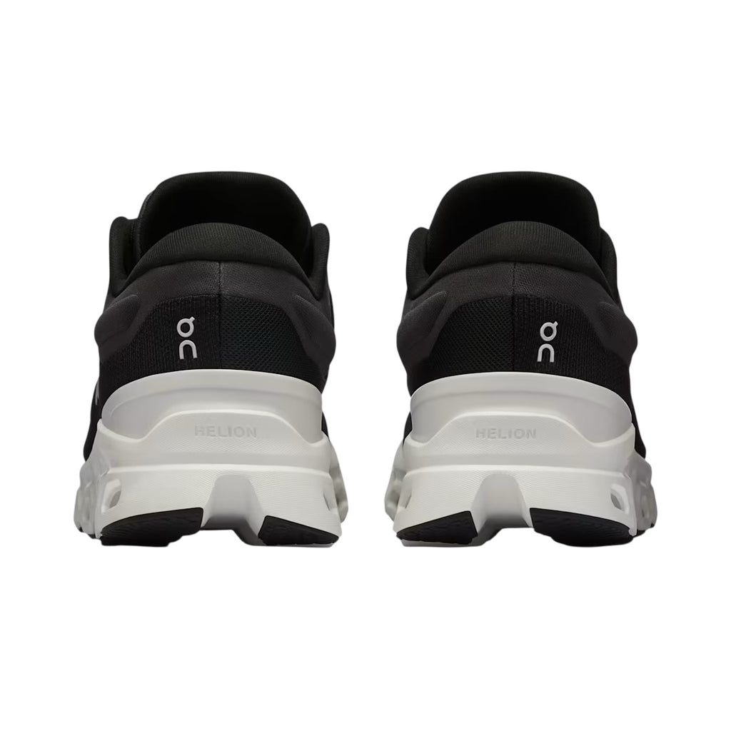 On CloudStratus 3 | Black