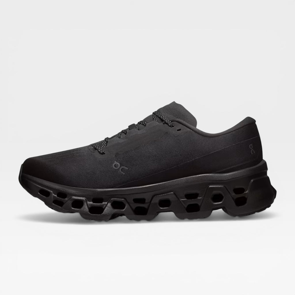 On CloudMonster 3 | Black