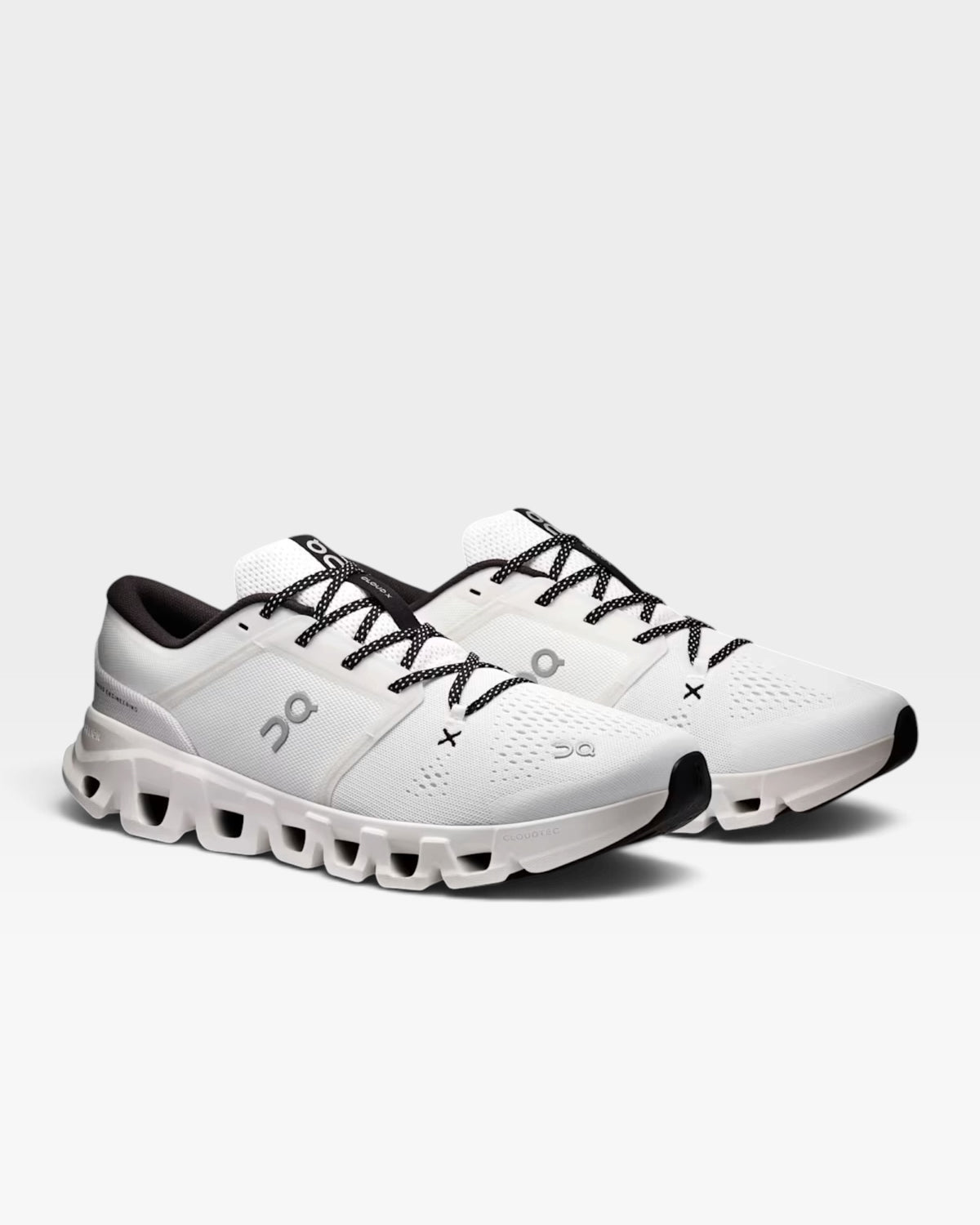 On Cloud X 5 | White