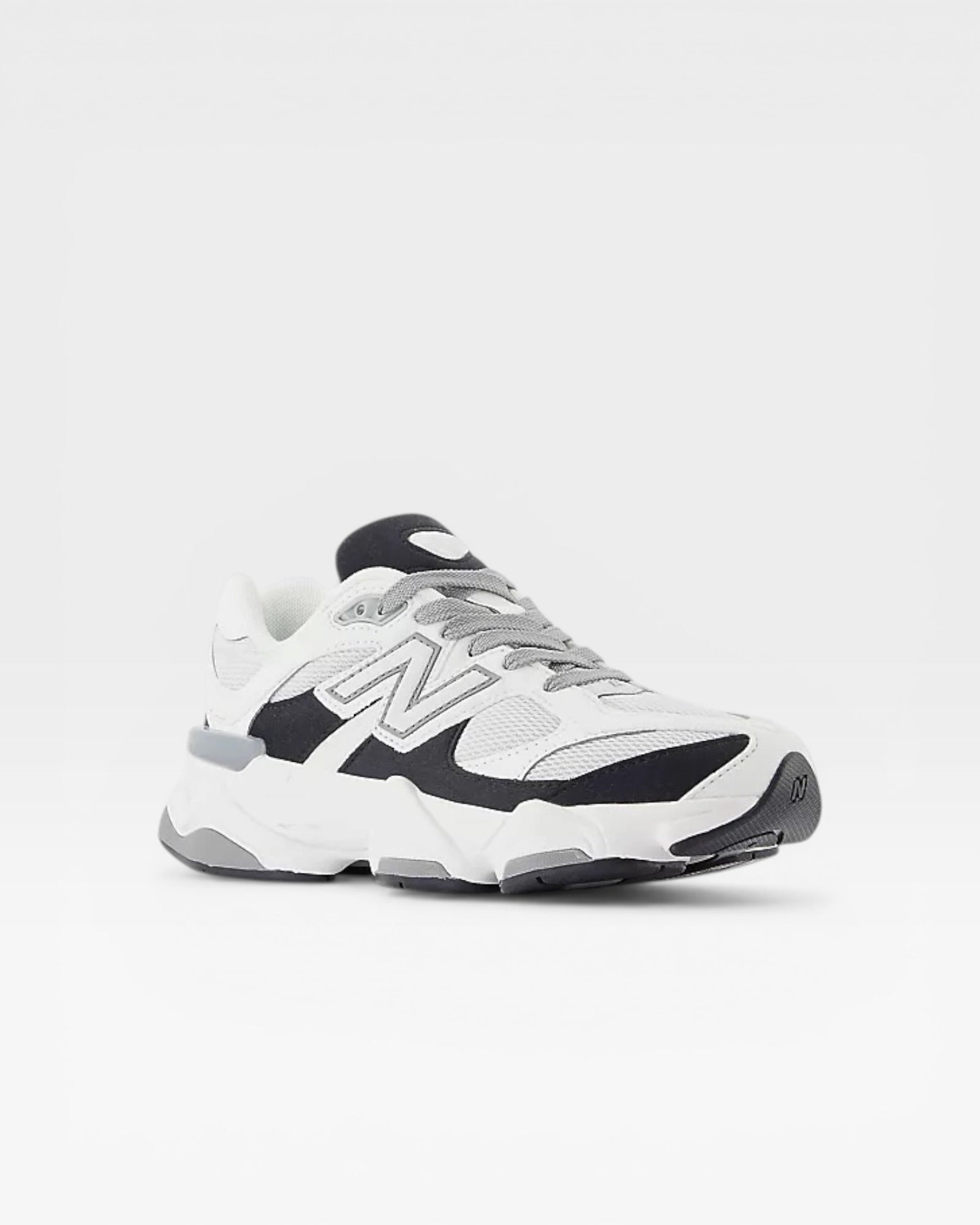 New Balance 9060 | Black & White