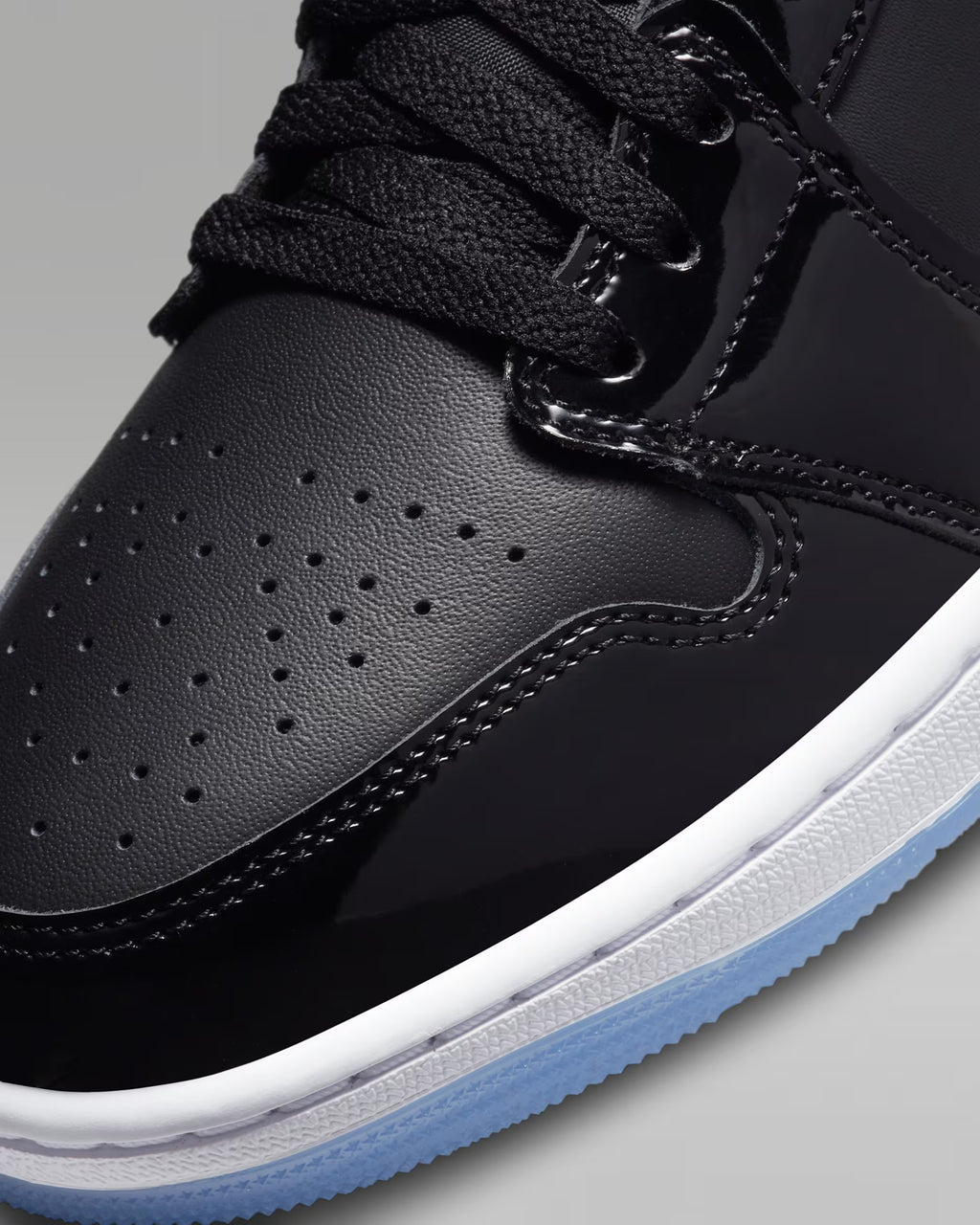 Jordan 1 Mid Space Jam