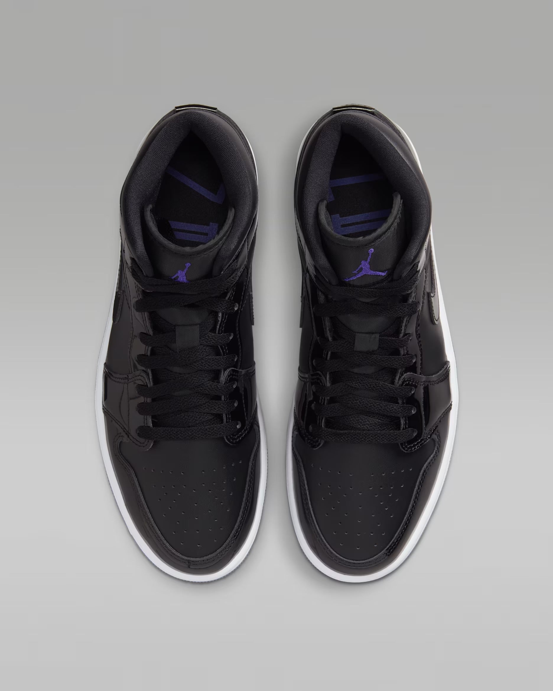 Jordan 1 Mid Space Jam