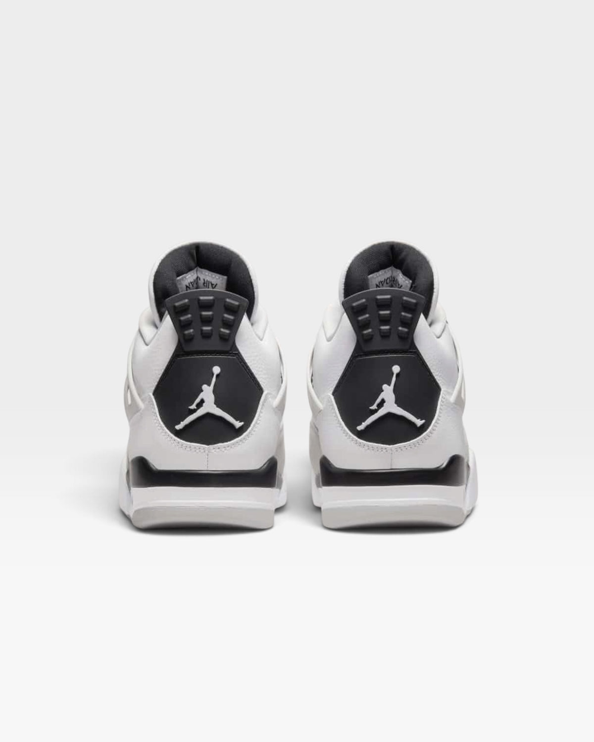 Jordan 4 Retro | Millitary Black