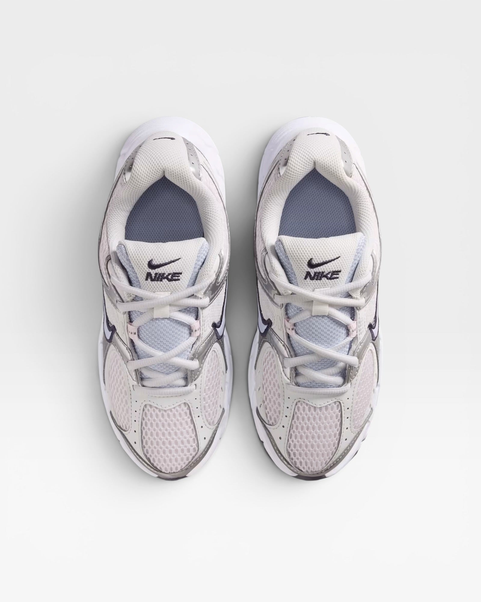 Nike V5 Rnr | Grey