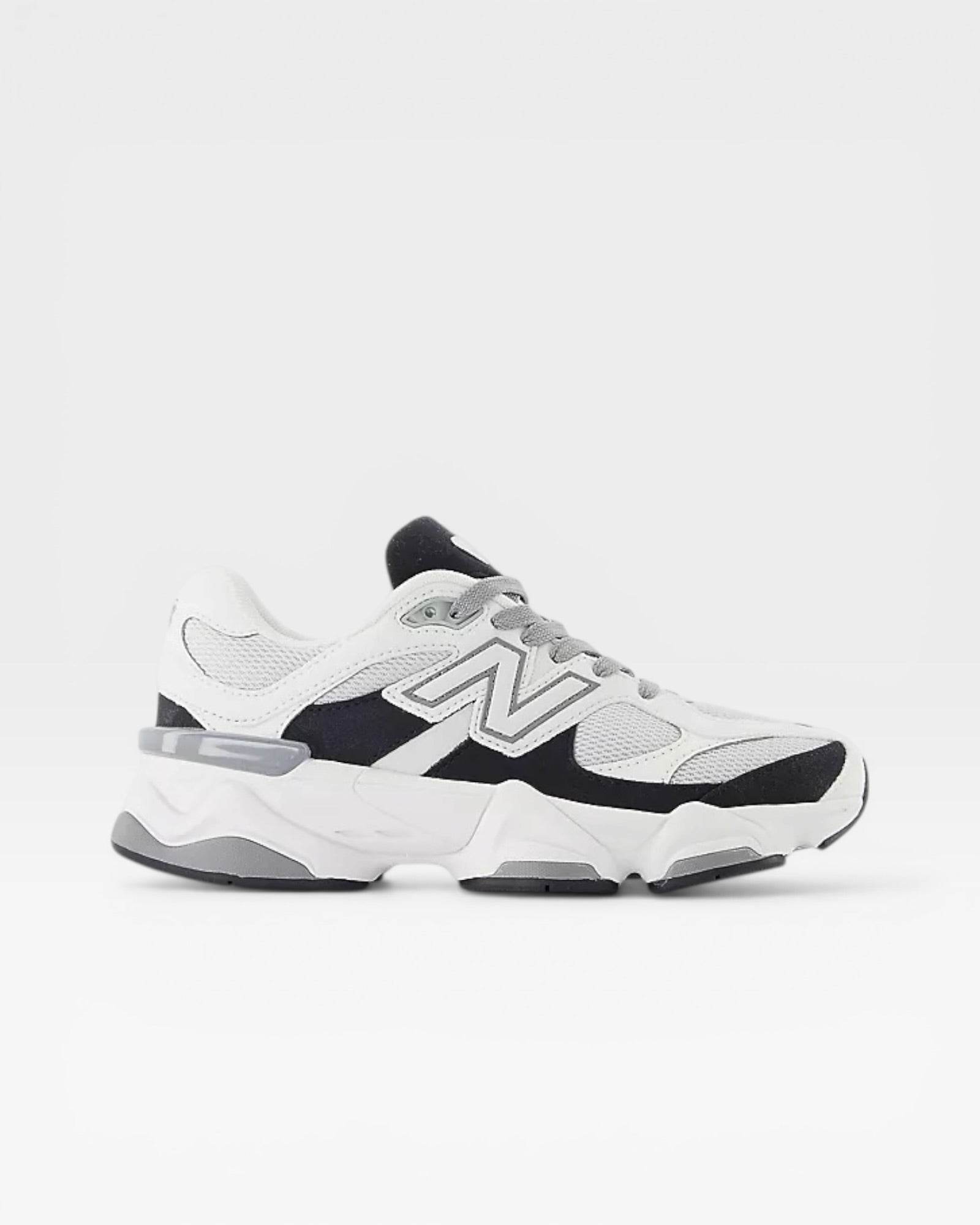 New Balance 9060 | Black & White