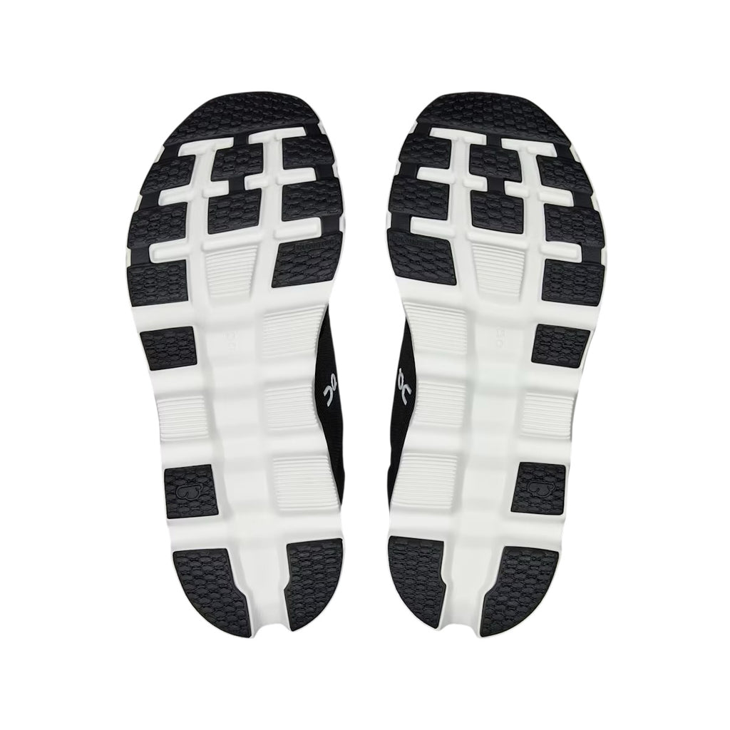 On CloudStratus 3 | Black