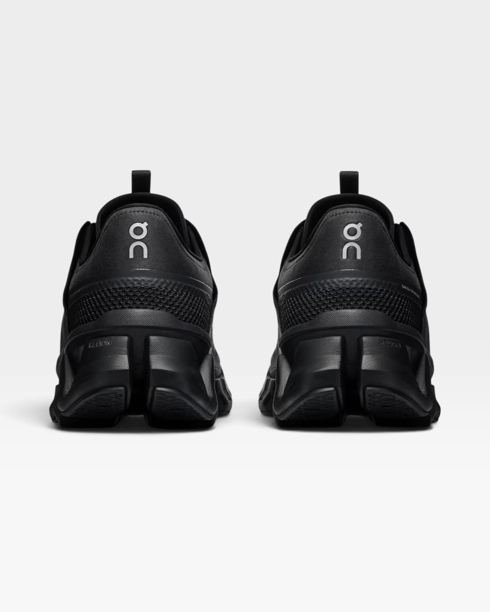 On CloudSwift AMP | Black