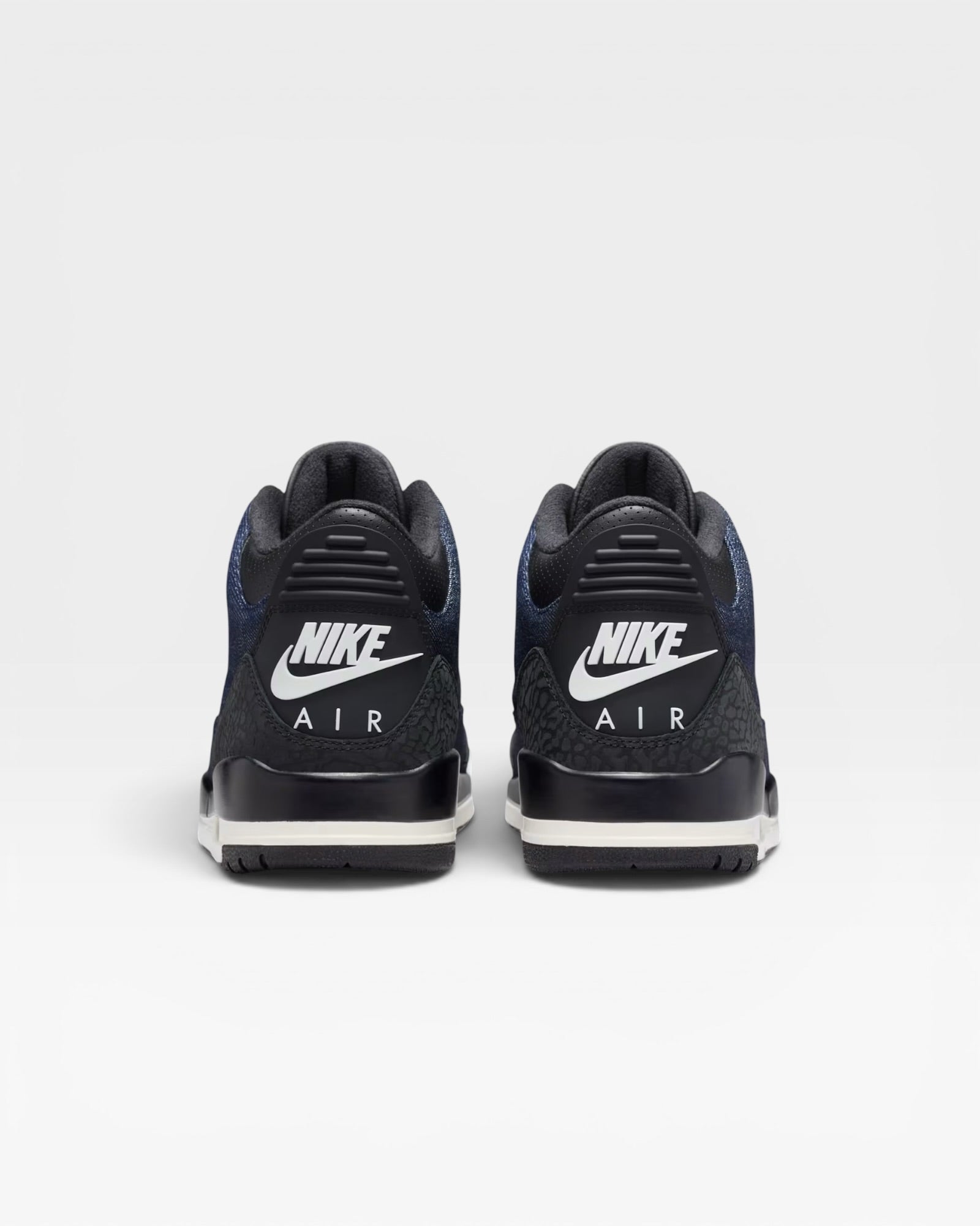 Jordan 3 Retro Levis Signature | Denim Blue