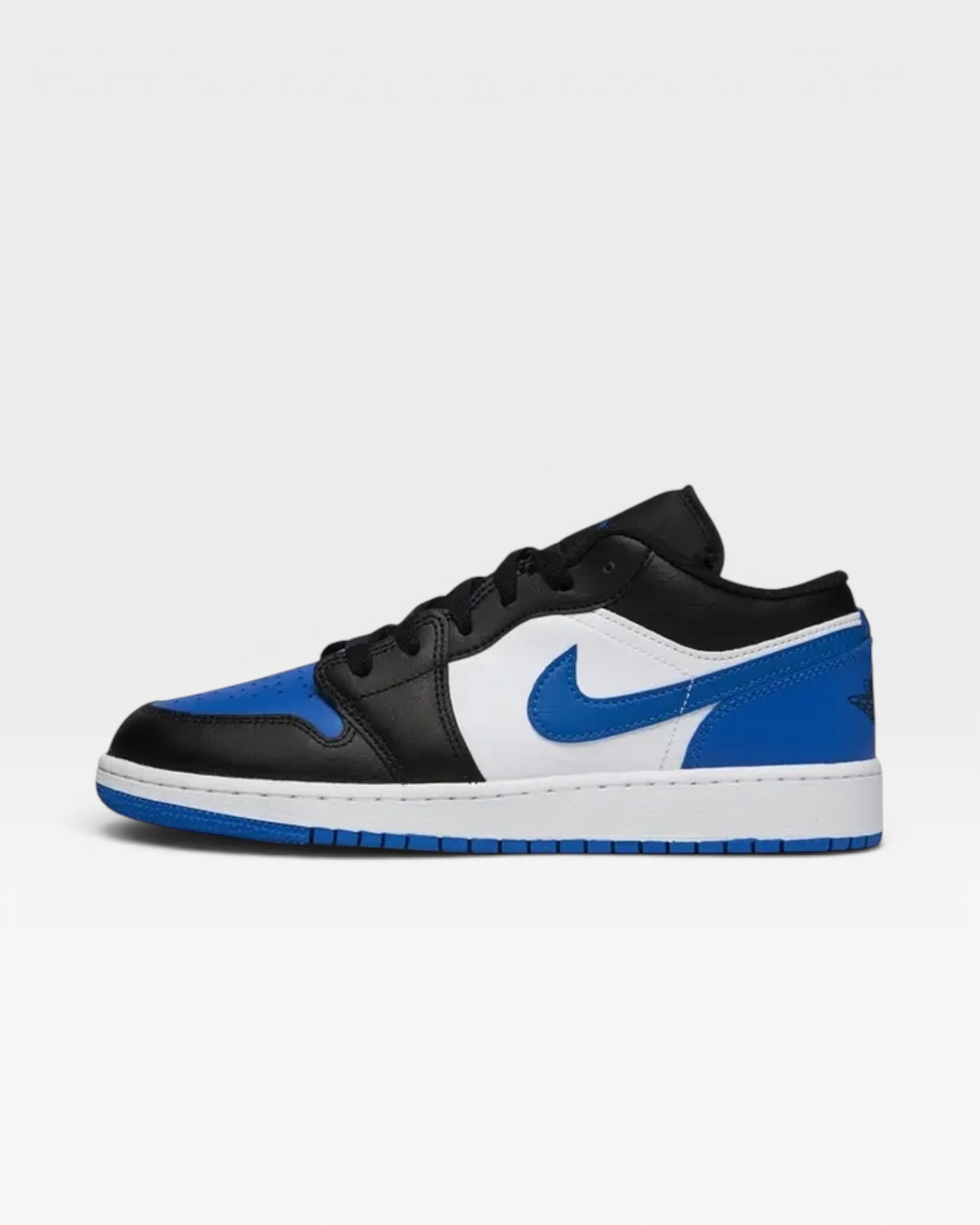 Jordan 1 Low Royal Toe