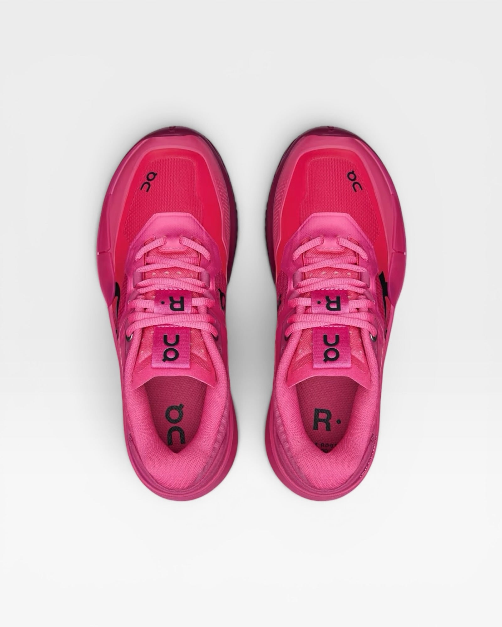 On The Roger Pro 2 | Pink