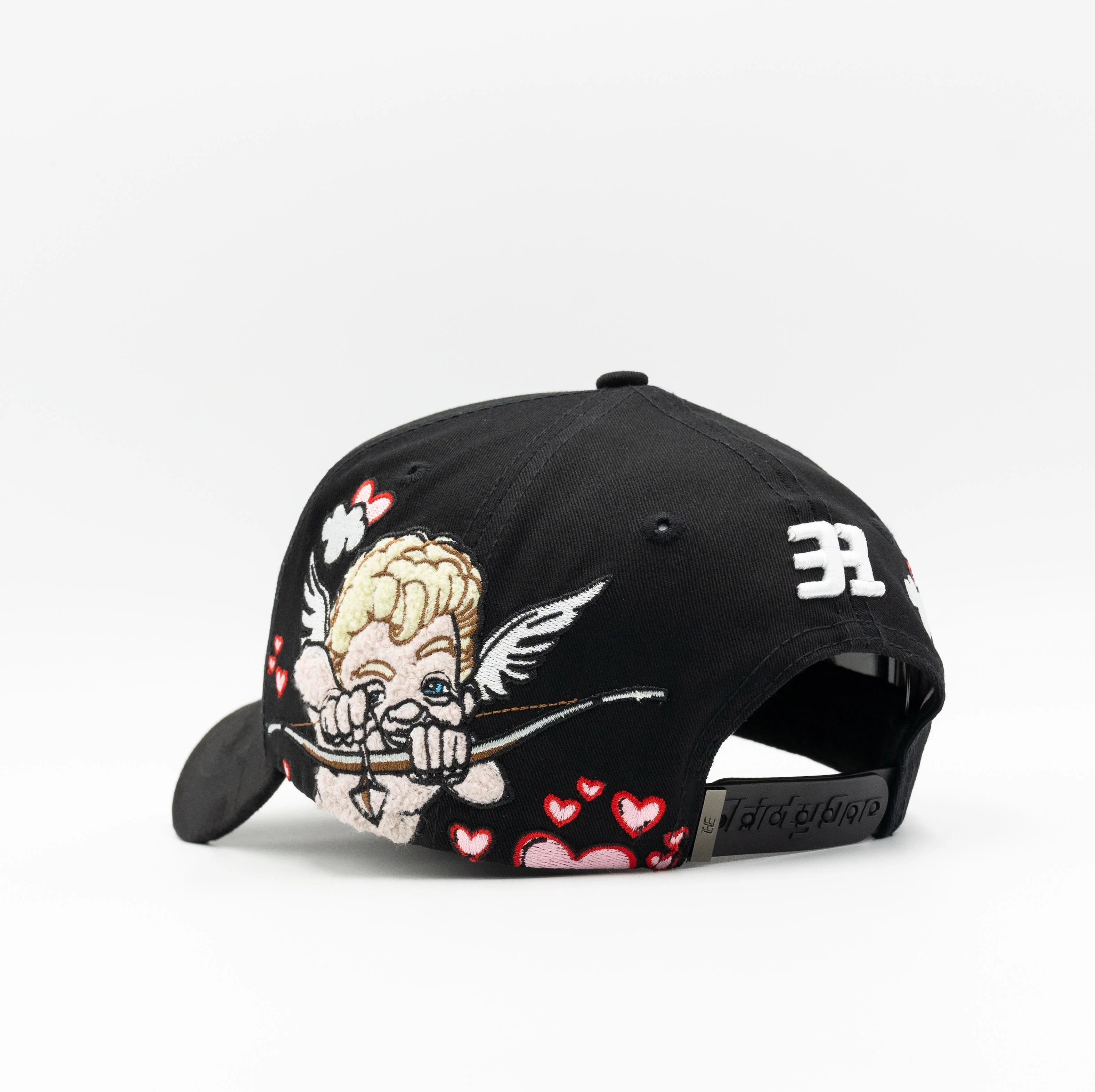 31 Hats LA Clouds in Love