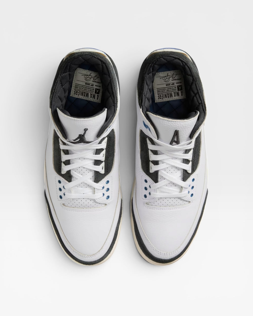 Jordan 3 Retro OG | A Ma Maniere Difussed Blue