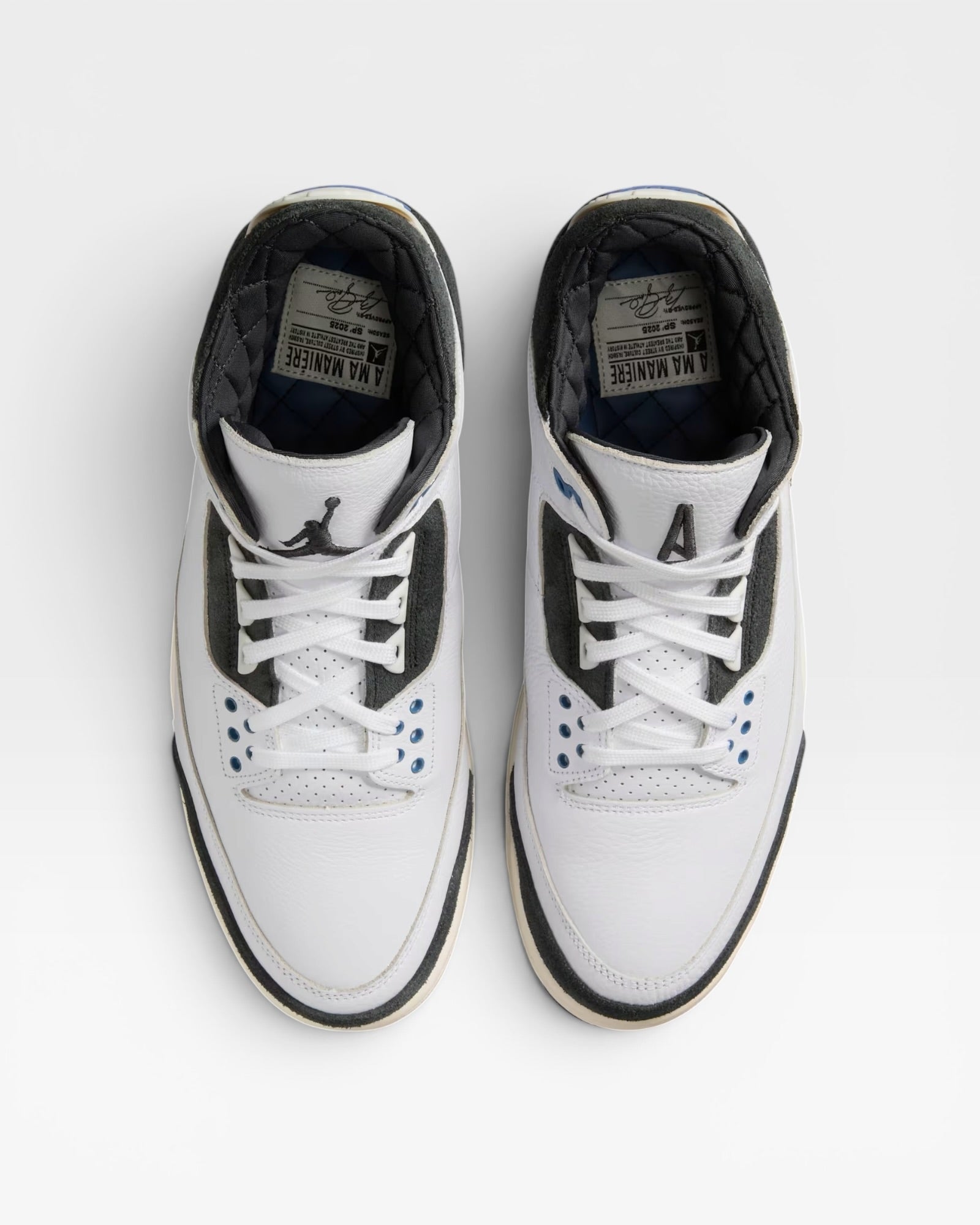 Jordan 3 Retro OG | A Ma Maniere Difussed Blue