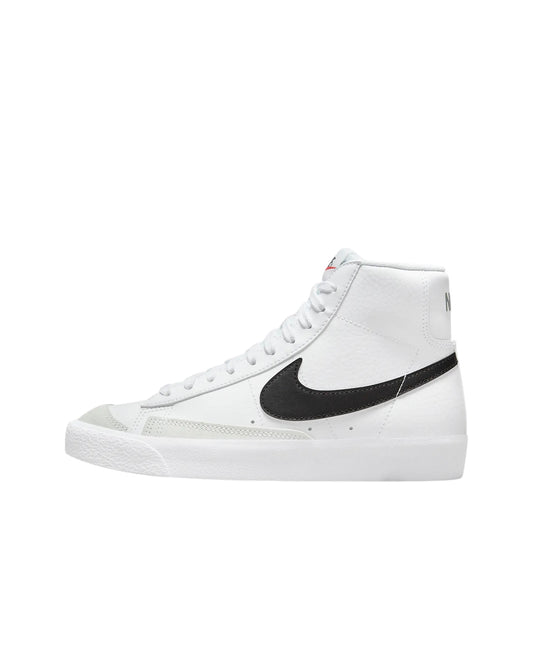 Blazer Mid