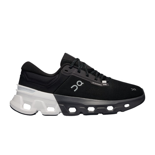 On CloudFlyer 5 | Black & White