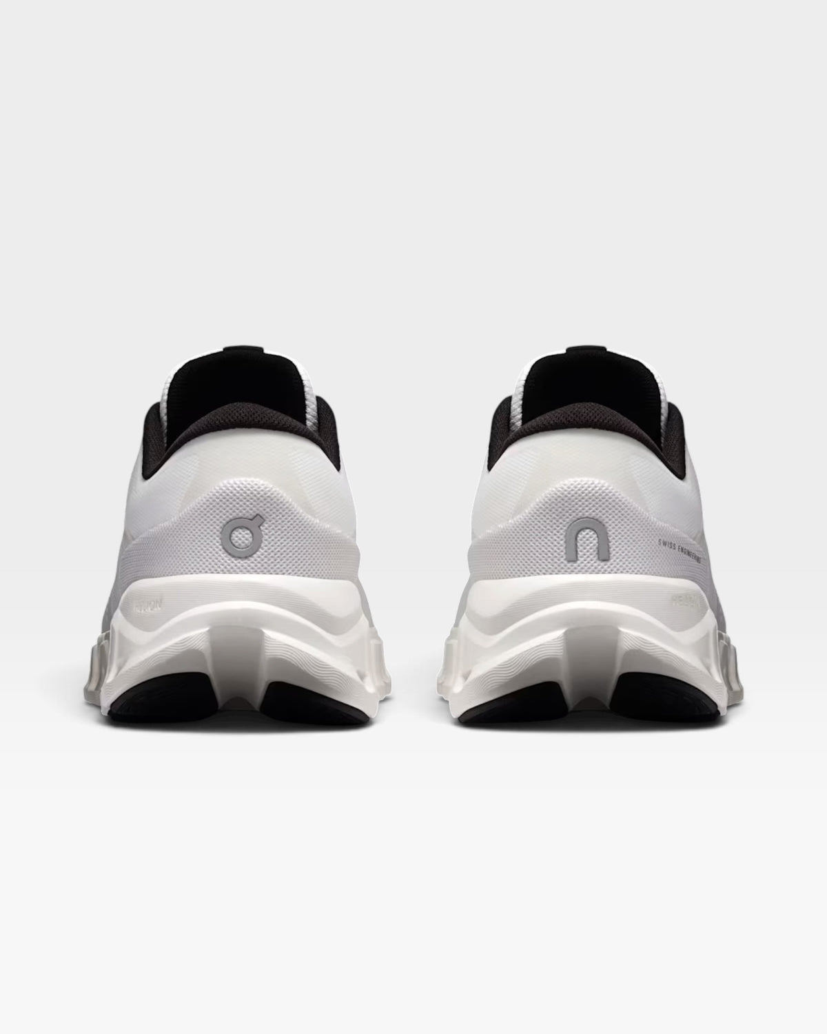 On Cloud X 5 | White