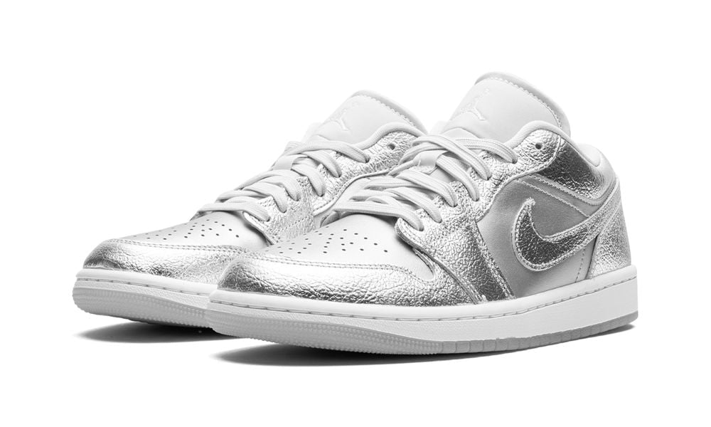 Jordan 1 Low Metallic Silver