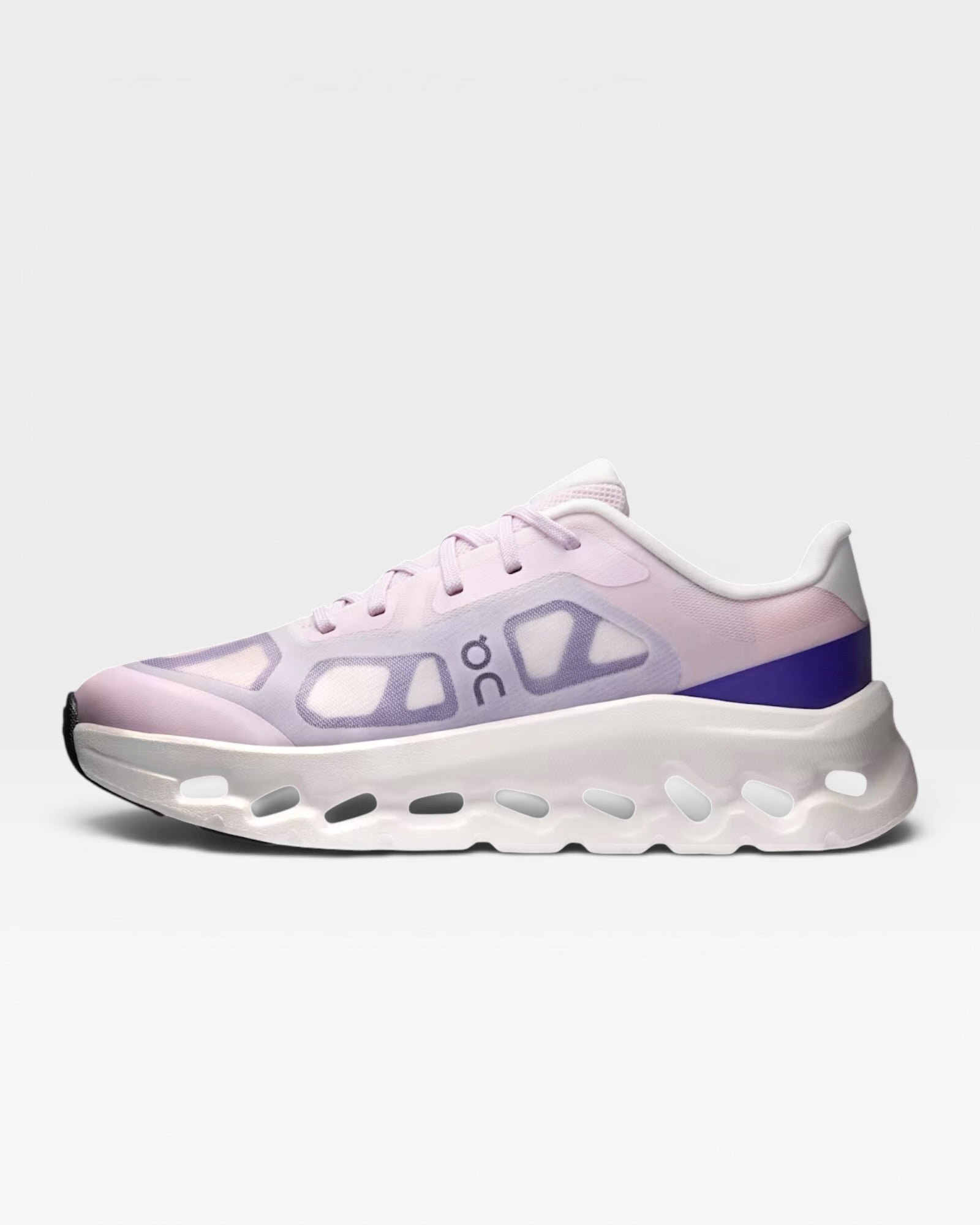 On Cloudtilt Remix | Orchid Ivory