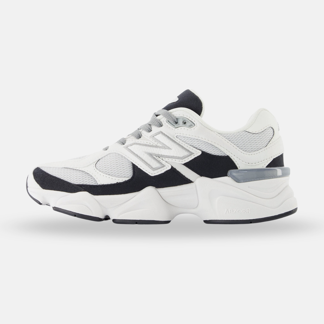 New Balance 9060 | Black & White
